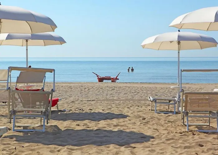 Charming With A Lovely Patio Eraclea Mare